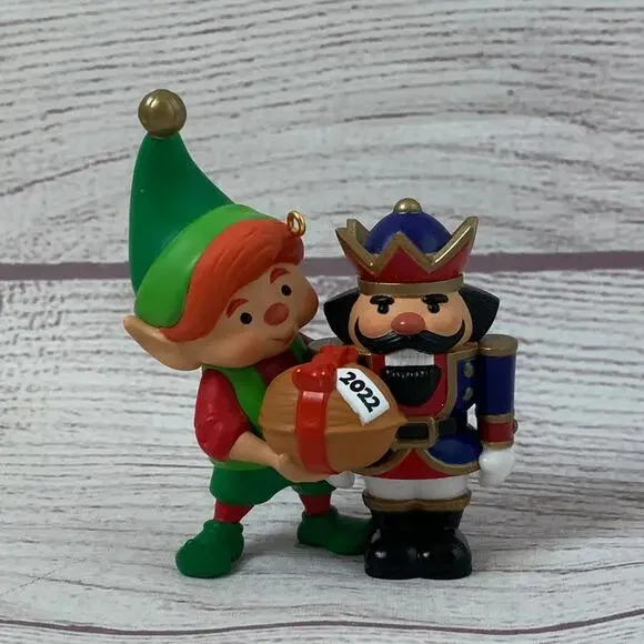 Hallmark Keepsake Christmas Ornament 2022 North Pole Tree Trimmers Nutcracker - Picture 6 of 16